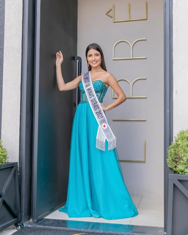 Lirrê vestidos finos 33